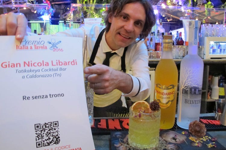 Gian Nicola Libardi - All'Otel Varietè show dei barman Gusto, colore e passione nei cocktail