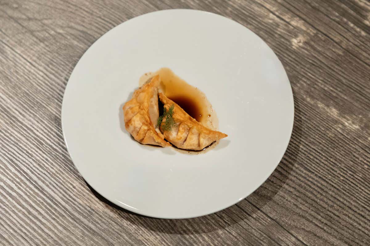 “Calici & Spicchi”: Antonella Amodio svela i segreti degli abbinamenti pizza-vino a Firenze