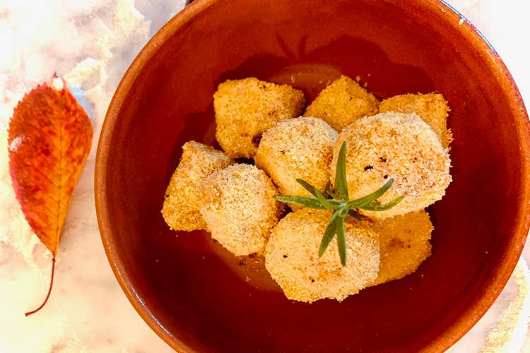 Polpette di zucca del ben-essere con pomodori secchi e olive nere