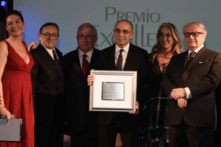 La consegna del Premio a Giuseppe Tornatore (Con il Premio Excellent 2020l’Italia riparte dal turismo)