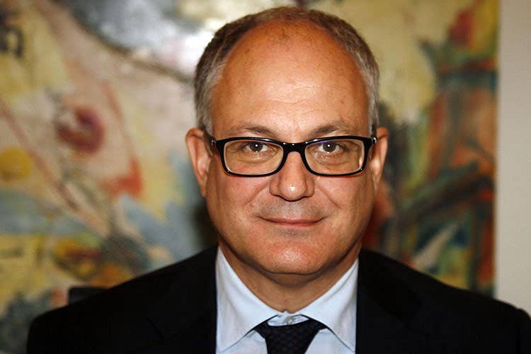 Roberto Gualtieri - Proroga Cig ai settori più colpiti Interventi per bar e ristoranti