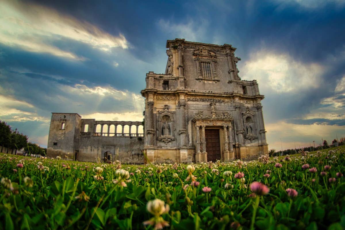 Melpignano, convento Chiesa del Carmine(foto Ivano Puzzovio) I percorsi del sacro a Melpignano per scoprire la Grecia Salentina