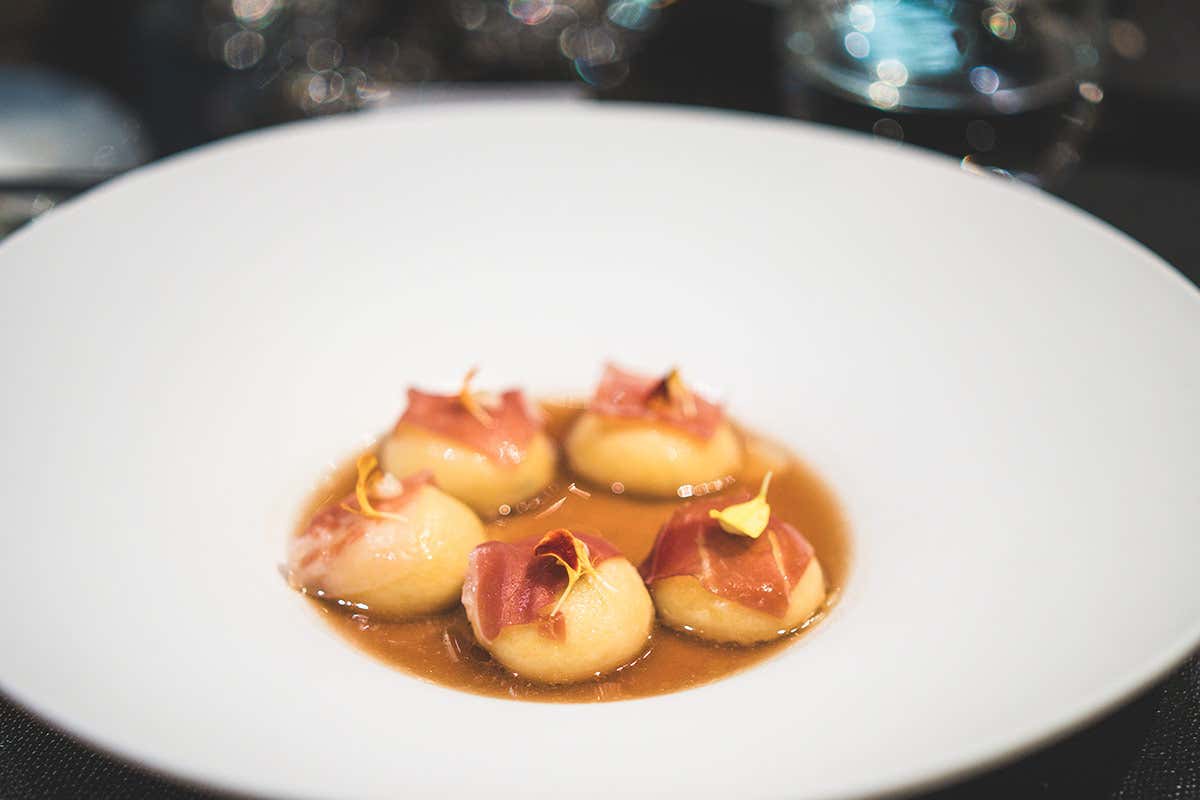 Prosciutto di Carpegna DOP e alta cucina: l’incontro firmato dai fratelli Capitaneo Prosciutto di Carpegna DOP e alta cucina: l’incontro firmato dai fratelli Capitaneo