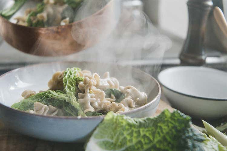 Reginette con cavolo verza e fondue