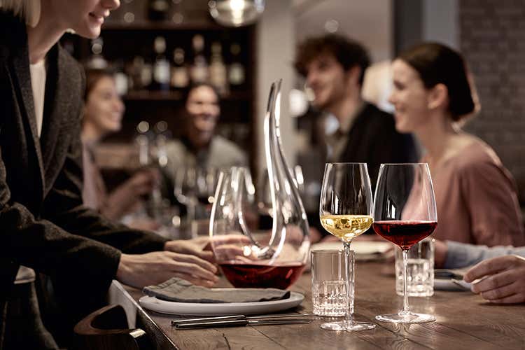 Royale continua a crescere Nasce Spiegelau Italia Royale continua a crescere Nasce Spiegelau Italia