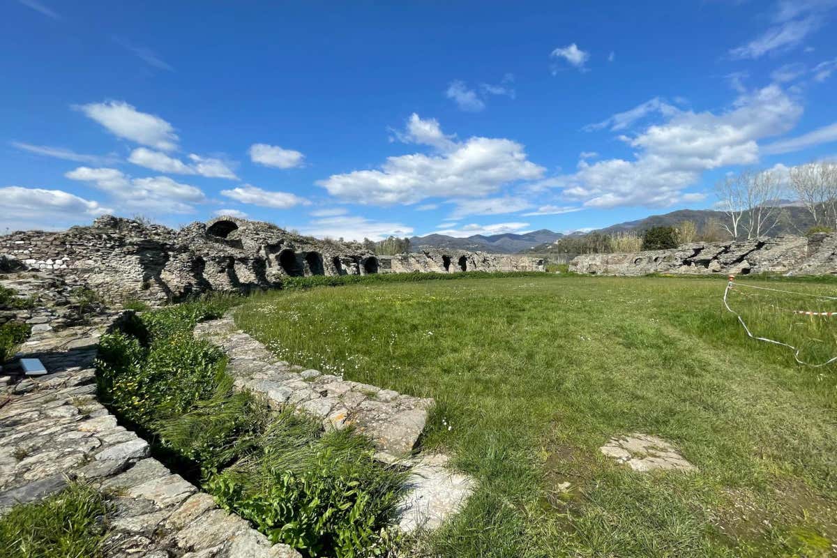 Da La Spezia verso l'appenino apuano: tra mare, borghi incantati e tesori nascosti