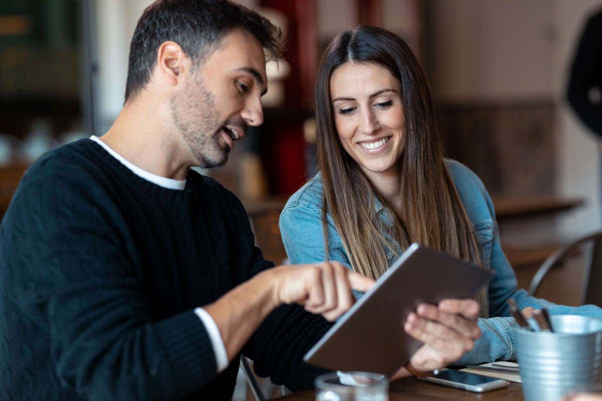 Il menu parla: la psicologia dei prezzi per aumentare i profitti al ristorante Il menu parla: la psicologia dei prezzi per aumentare i profitti al ristorante