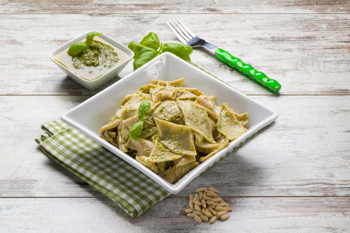 Da La Spezia verso l'appenino apuano: tra mare, borghi incantati e tesori nascosti