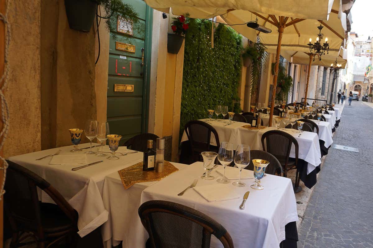 IA, stipendi bassi e crisi etica: Carcangiu scuote la ristorazione italiana