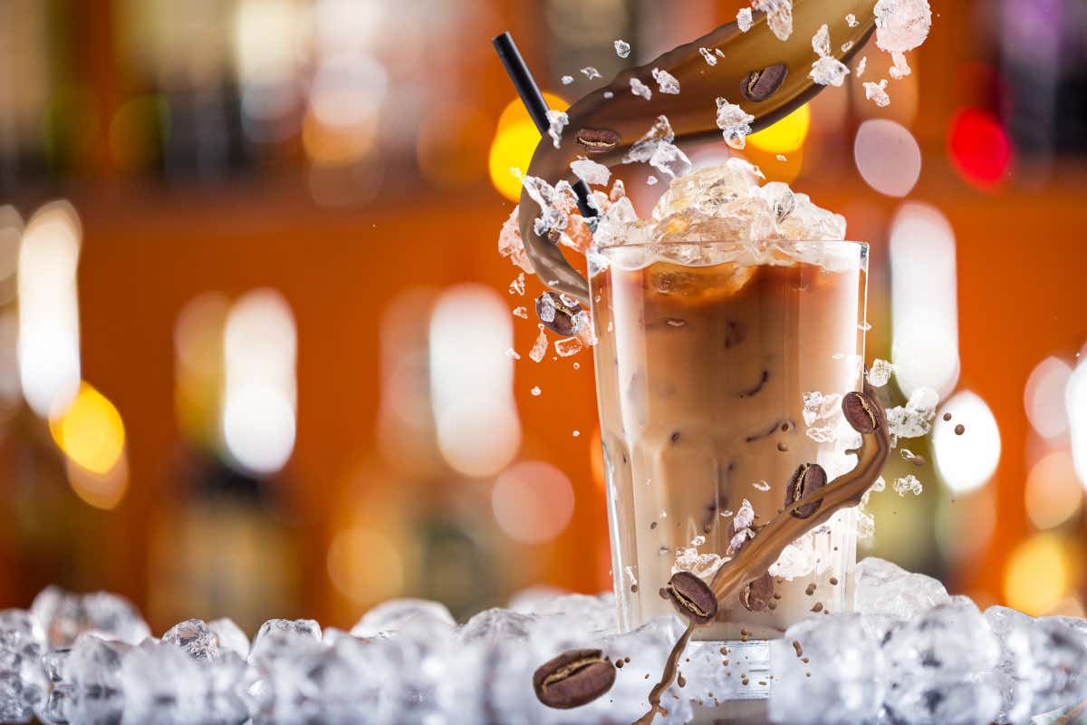 Dal bar al TikTok: il caffè diventa il nuovo vino degli italiani