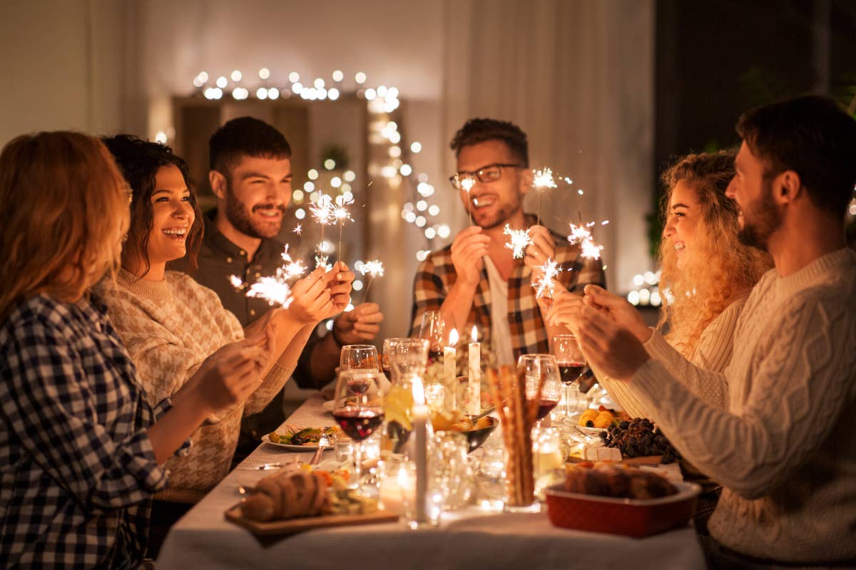 Cenone di Capodanno: in un anno panettone e pandoro costano il 20% in più 