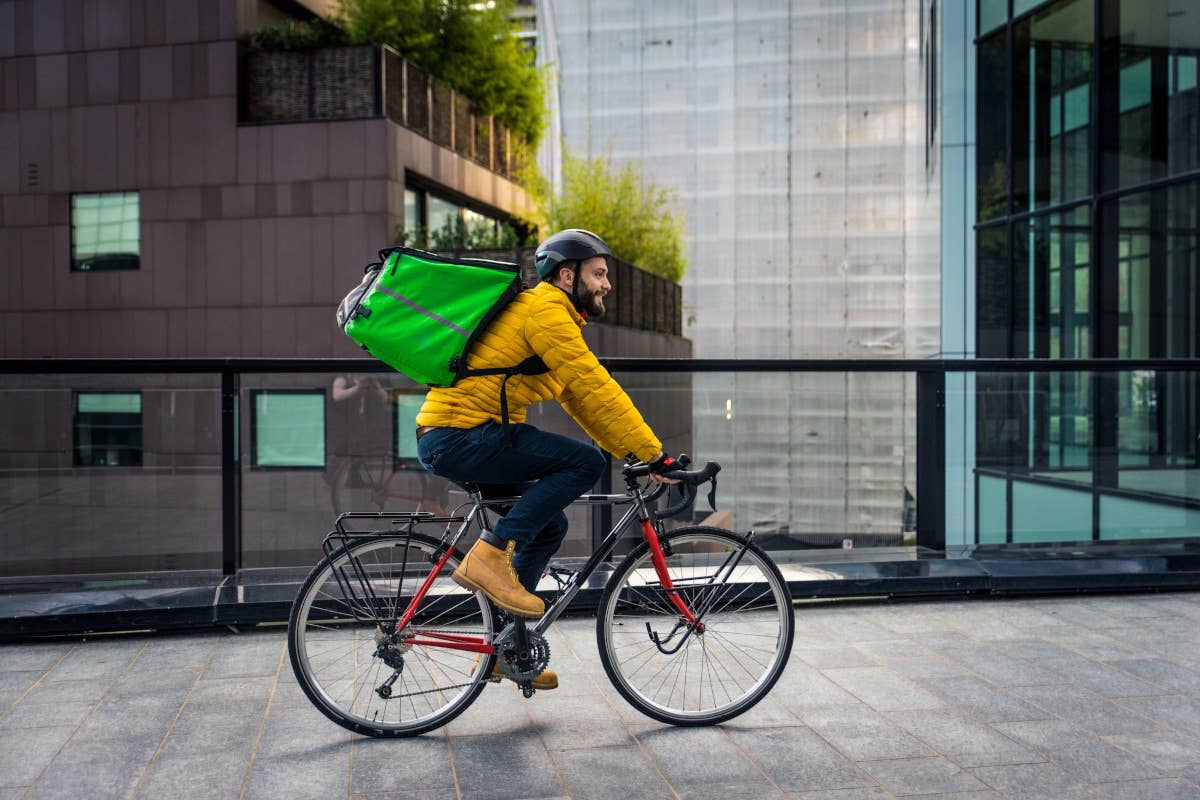 La nuova era della delivery: scomparsi i “corsari”, rimangono i professionisti