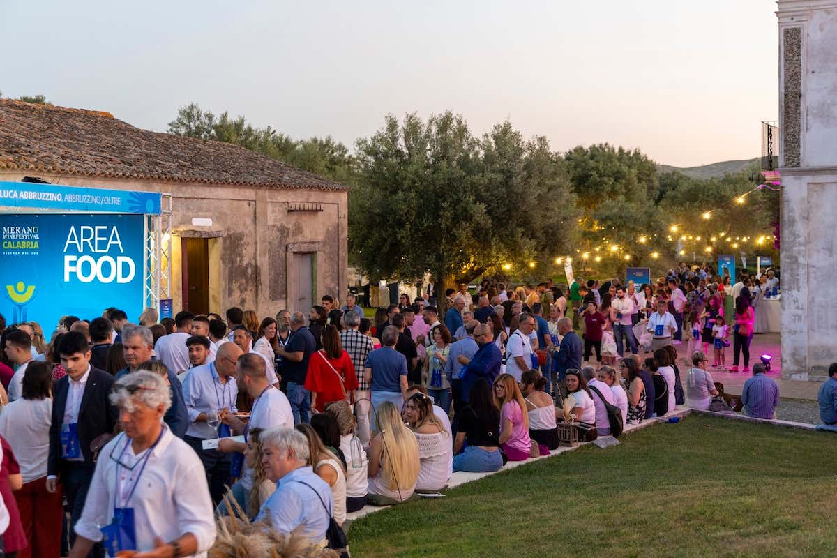 Merano WineFestival sbarca in Calabria tra vitigni autoctoni e alta cucina Merano WineFestival sbarca in Calabria tra vitigni autoctoni e alta cucina