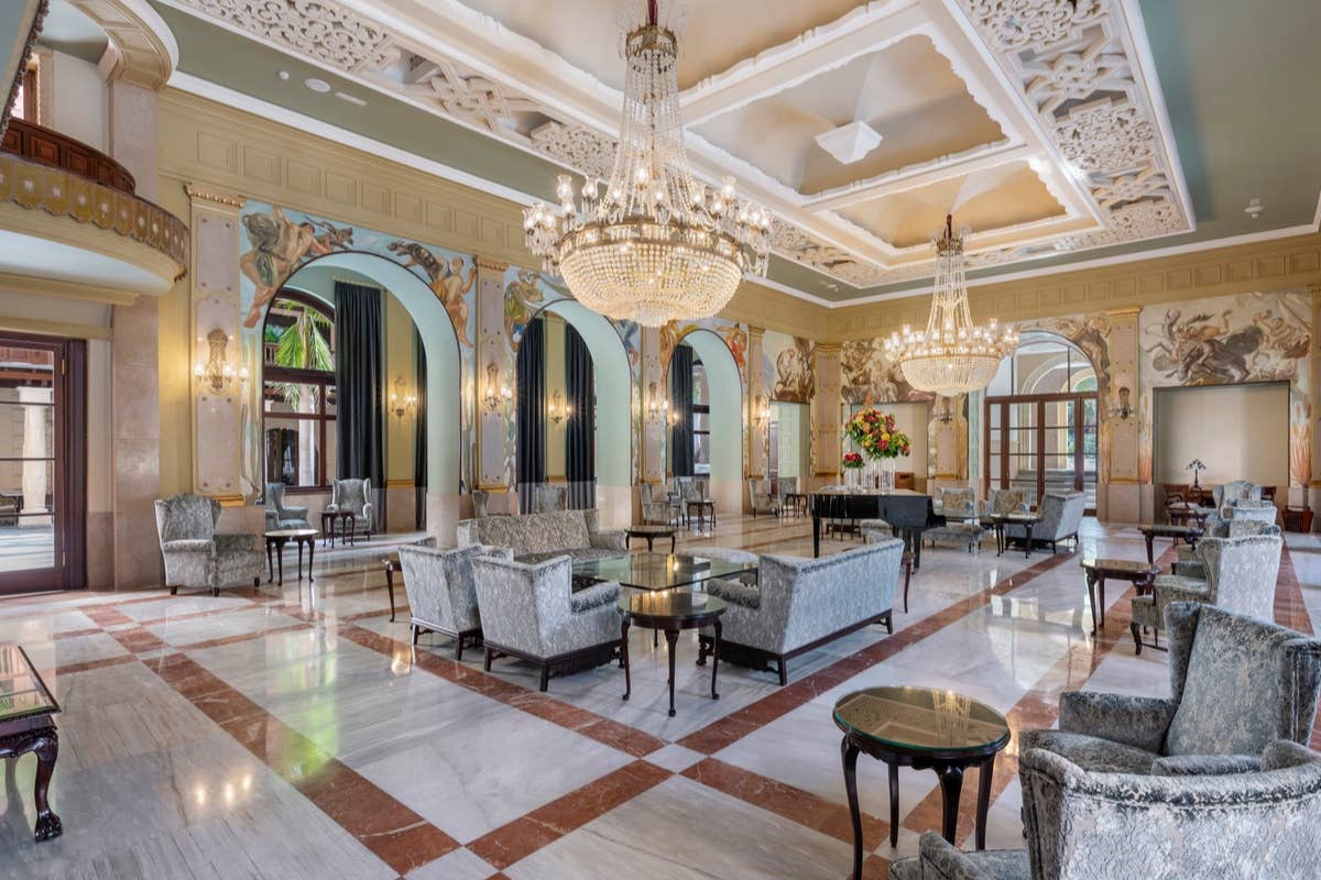 Hotel Santa Catalina: gioiello di eleganza e relax a Las Palmas