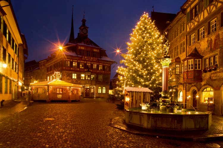 (Sport sulla neve ed enogastronomia Un inverno magico in Svizzera)