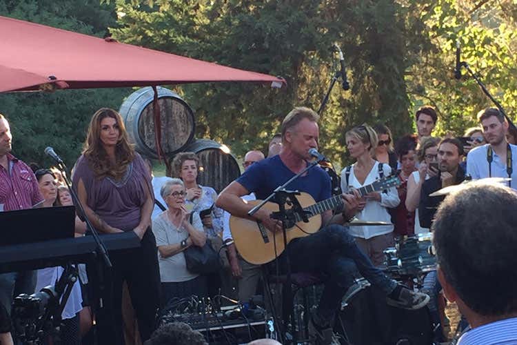 Sting, 25 anni d'amore con Trudie Festa e mini-concerto a Il Palagio