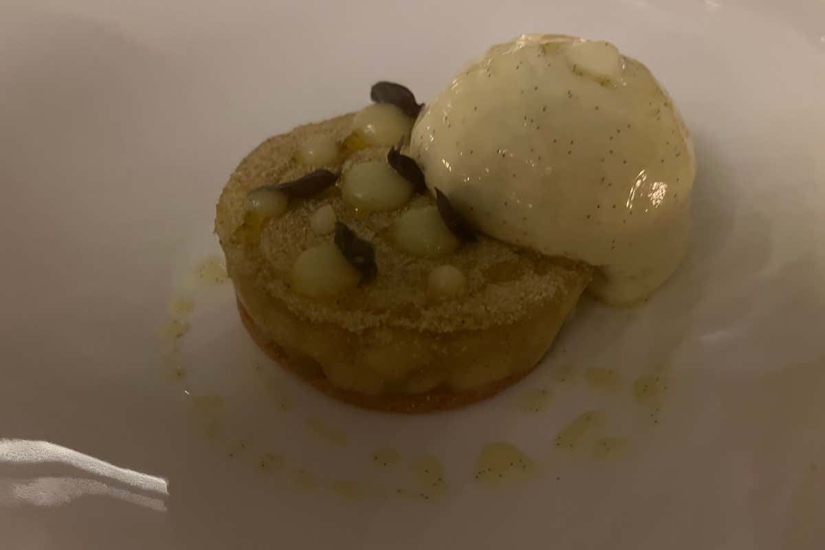 Lait A.Mare, il ristorante in una villa d'epoca che porta il mare in Brianza Lait A.Mare, il ristorante in una villa d'epoca che porta il mare in Brianza