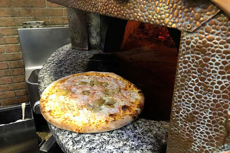 (The King, pizza dall'Egitto ma di qualità Quella del Pompiere è un must) (The King, pizza dall'Egitto ma di qualità Quella del Pompiere è un must)