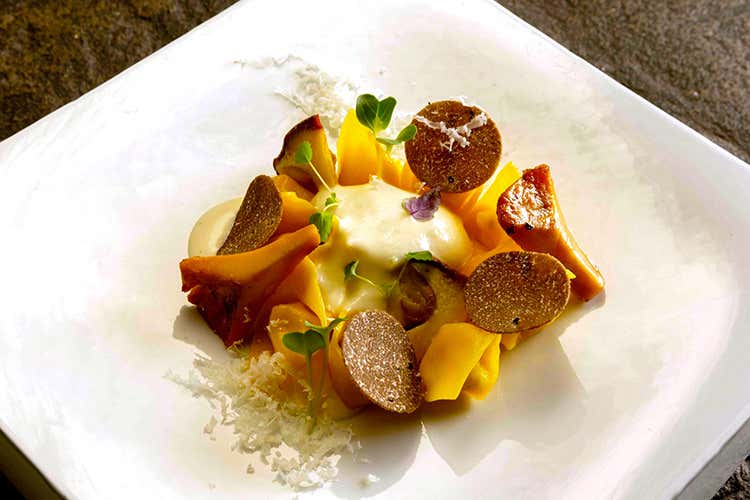 I tortelli mugellani di Gianluca Renzi (Tortelli muggelani, tartufo nero e salvia)