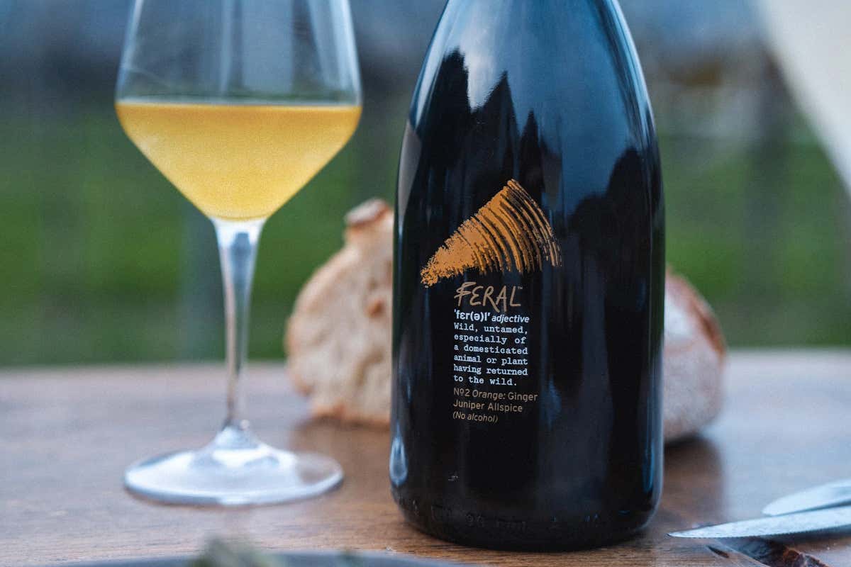 Feral: le bevande italiane che ricreano l’esperienza del vino, ma senza alcol Feral: le bevande italiane che ricreano l’esperienza del vino, ma senza alcol