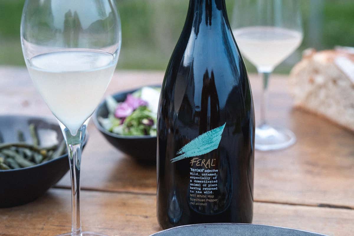 Feral: le bevande italiane che ricreano l’esperienza del vino, ma senza alcol Feral: le bevande italiane che ricreano l’esperienza del vino, ma senza alcol
