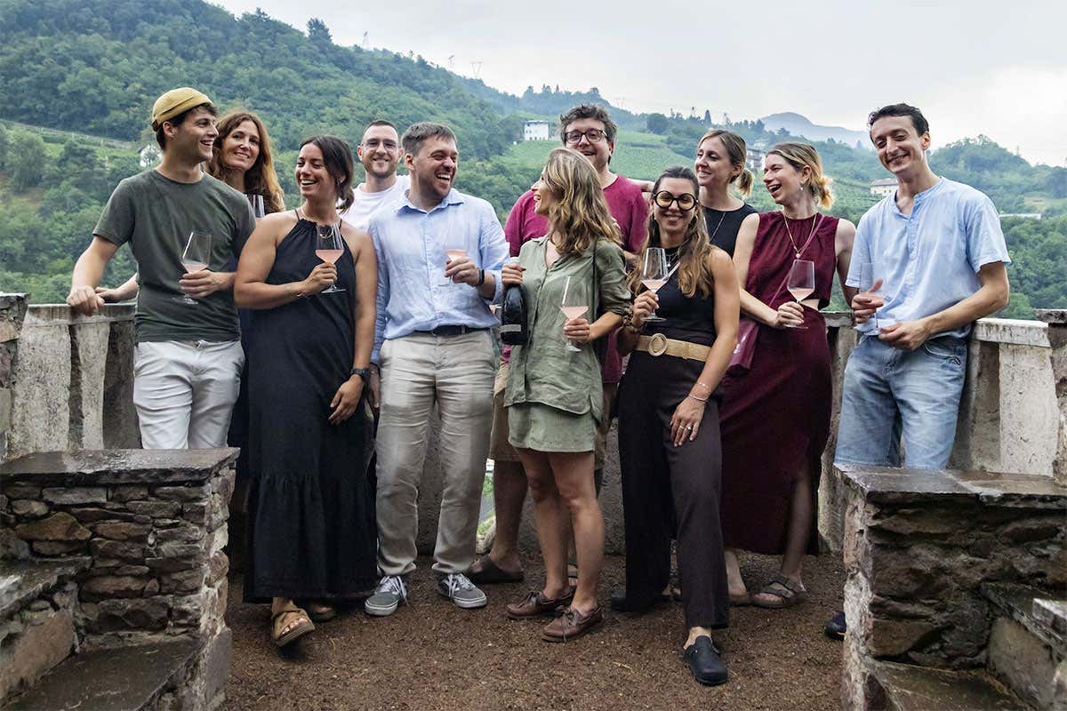 Feral: le bevande italiane che ricreano l’esperienza del vino, ma senza alcol Feral: le bevande italiane che ricreano l’esperienza del vino, ma senza alcol