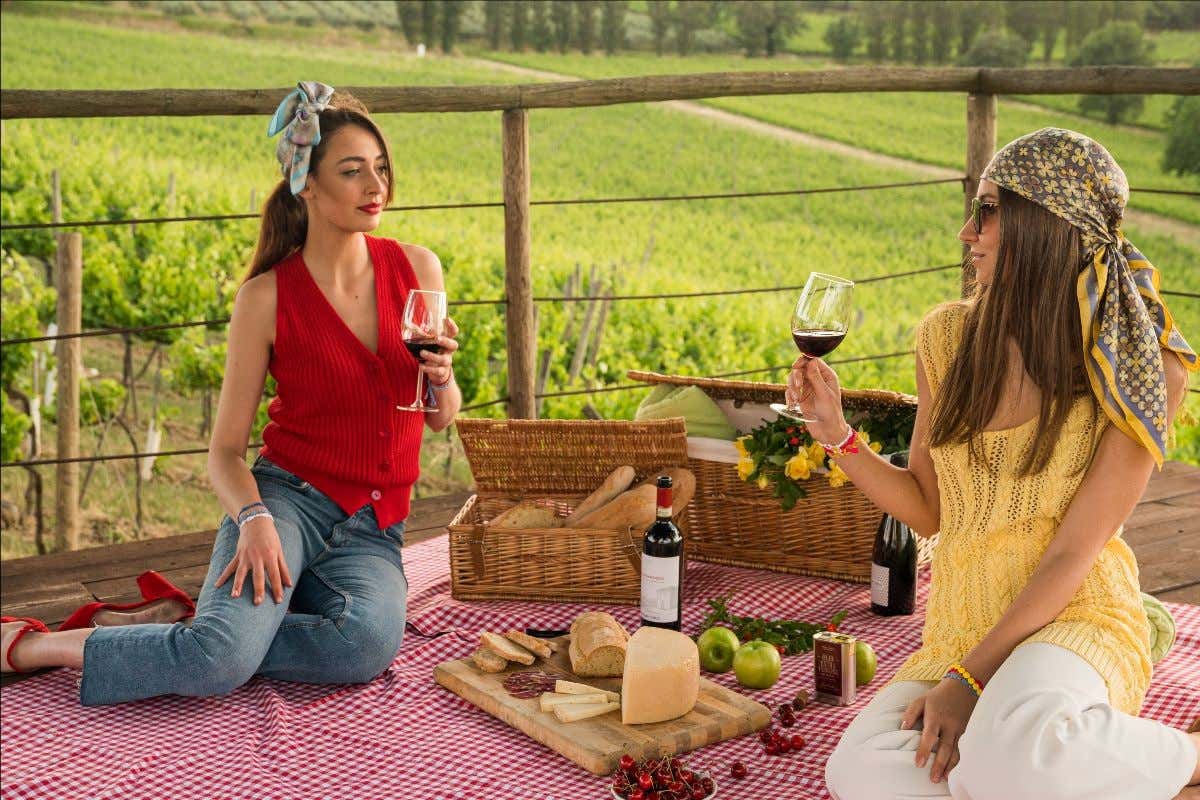 Montefalco, l'estate in cantina con picnic tra i vigneti di Arnaldo Caprai