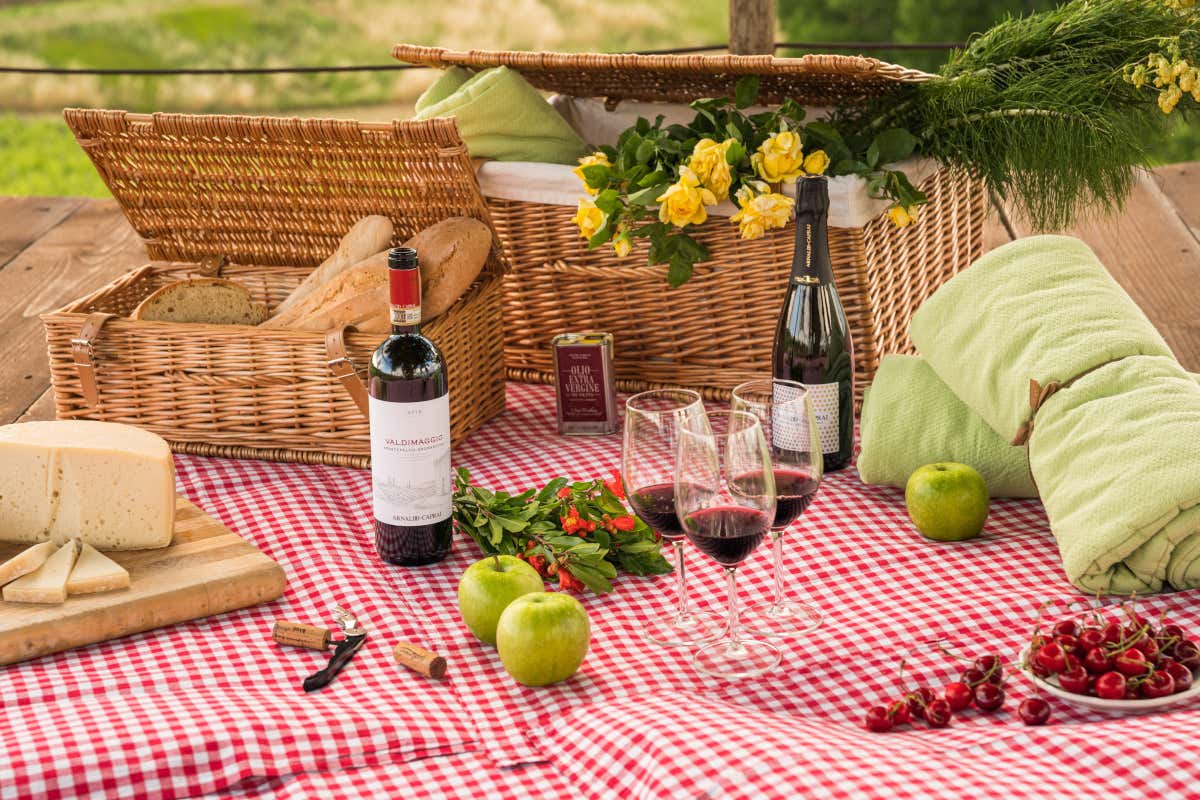 Montefalco, l'estate in cantina con picnic tra i vigneti di Arnaldo Caprai