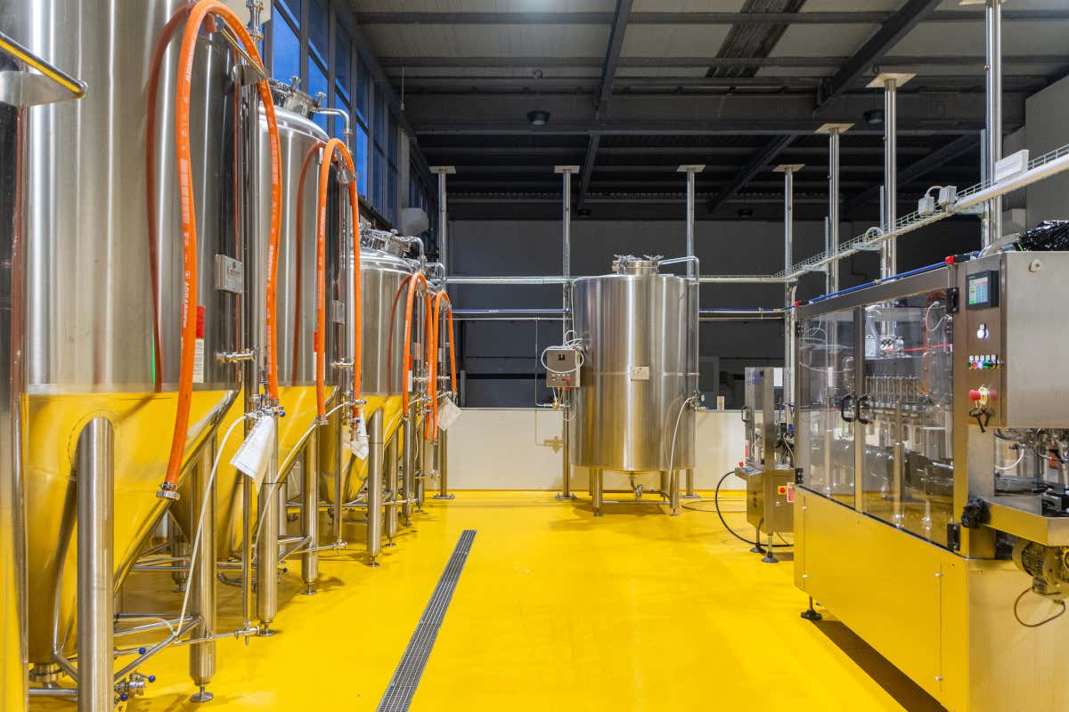 Birrificio Exuvia, a Campo Ligure una nuova generazione di birra artigianale Birrificio Exuvia, a Campo Ligure una nuova generazione di birra artigianale