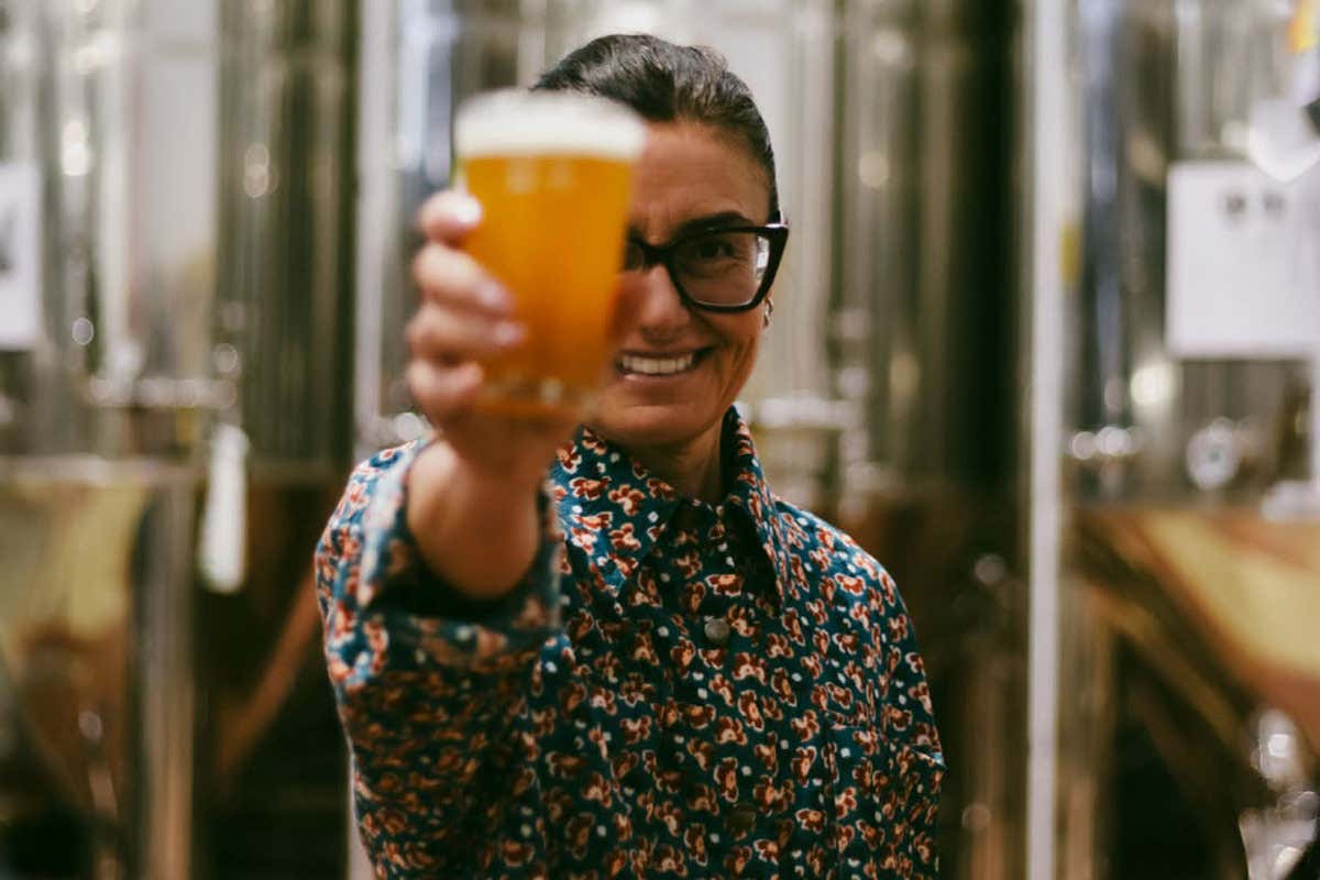 A Fabriano la birra nasce dai campi: orzo, canapa e una filiera che parte dalla terra A Fabriano la birra nasce dai campi: orzo, canapa e una filiera che parte dalla terra
