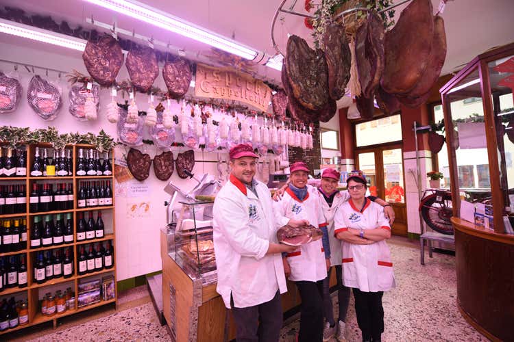 (Viaggio goloso in Alpe Cimbra Boschi, pascoli e tanti prodotti gustosi)