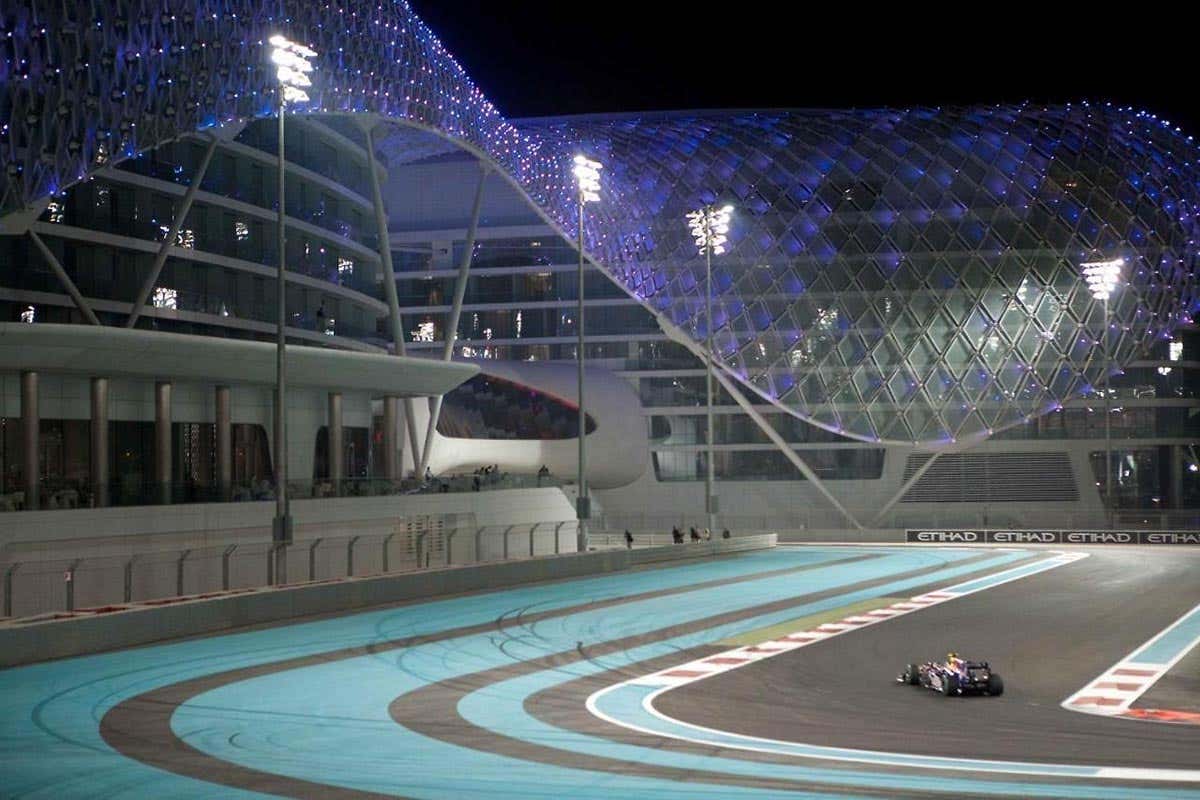 L&rsquo;unico al mondo a cavallo di una pista di F1 Hotel futuristici e dove trovarli