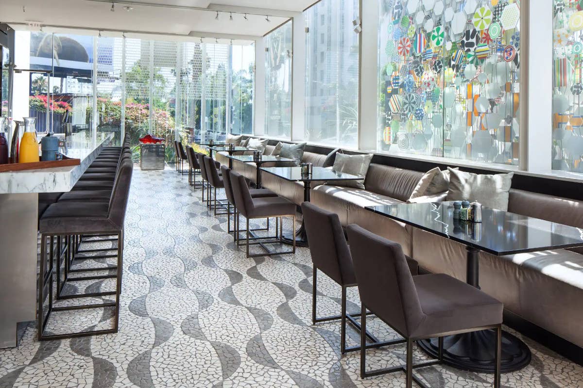 Dalla ribellione al lusso: la storia rock dell'Andaz West Hollywood