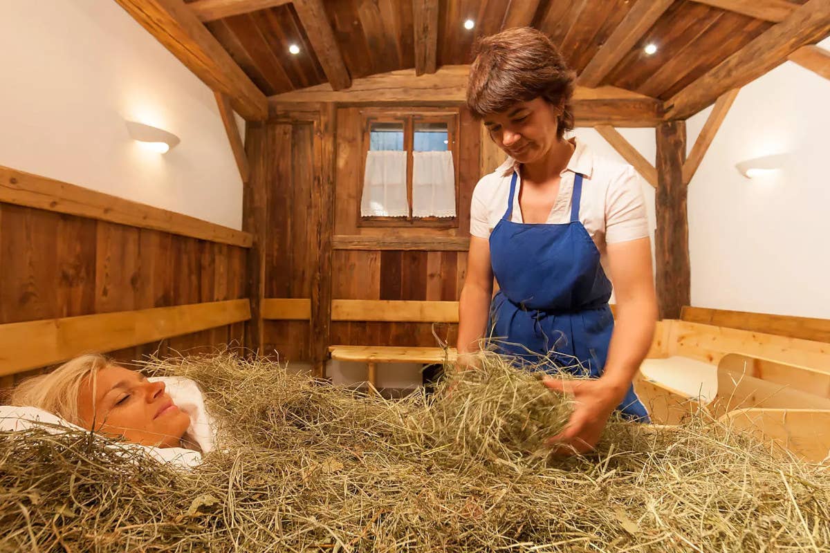 Fieno, lana o miele? Scopri il tuo bagno di benessere nei Masi Gallo Rosso