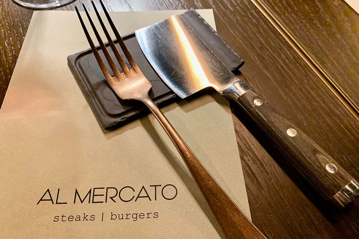 Al Mercato &egrave; presente a Milano con tre locali Il menu da acquolina in bocca di Al Mercato Steaks
