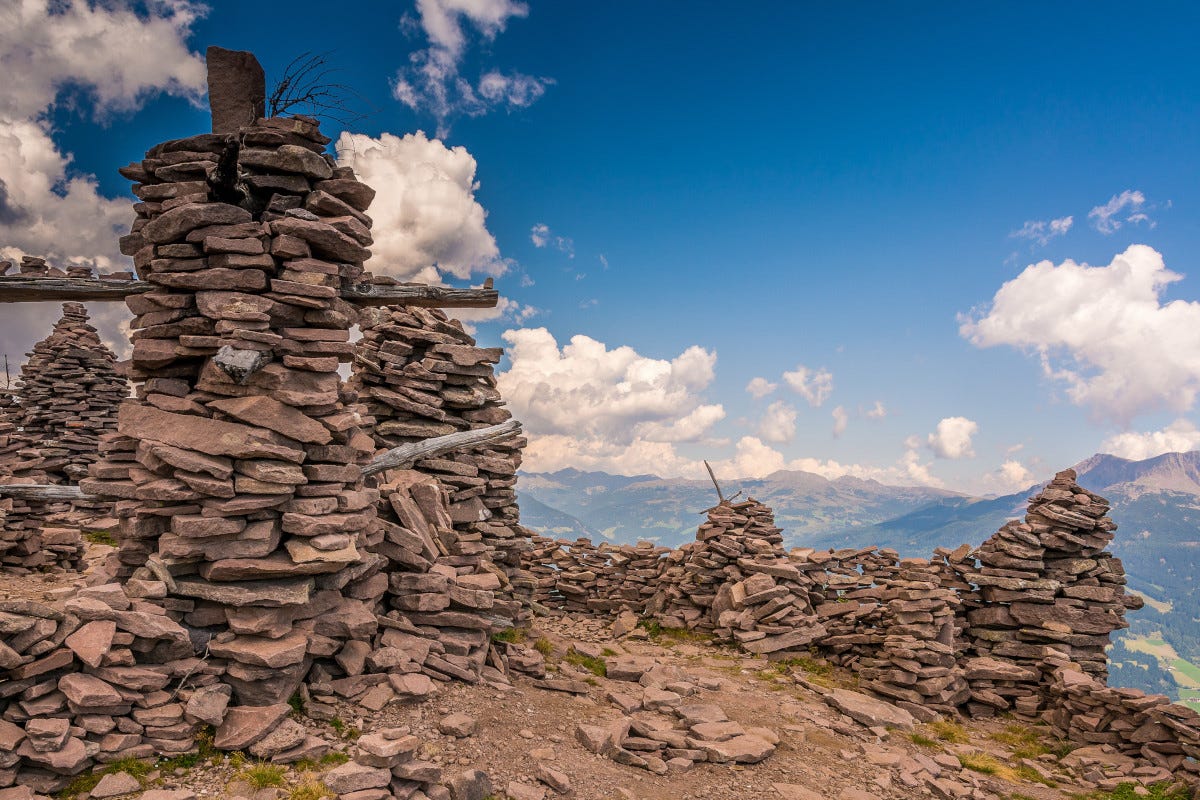 Alto Adige: dieci sentieri panoramici per toccare i monti con un dito
