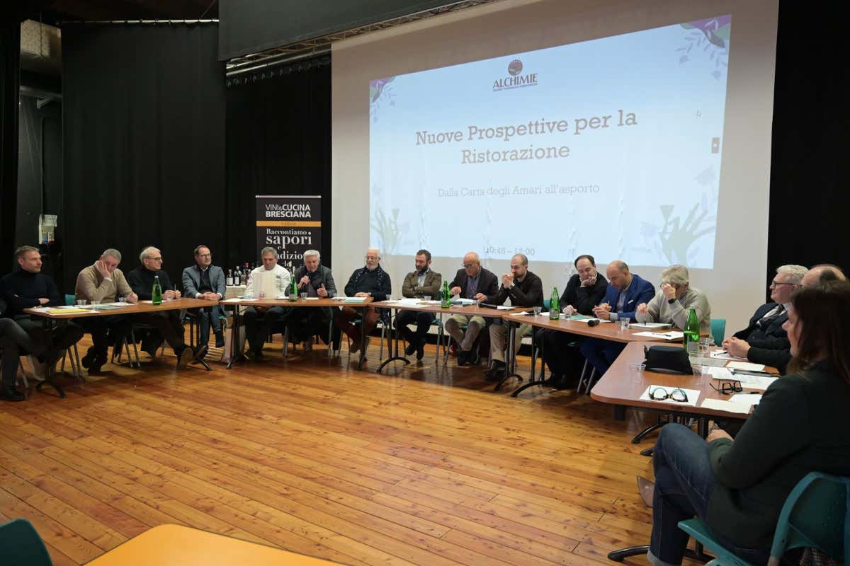 Non solo vini: a Brescia si chiede una carta degli amari nei ristoranti Non solo vini: a Brescia si chiede una carta degli amari nei ristoranti