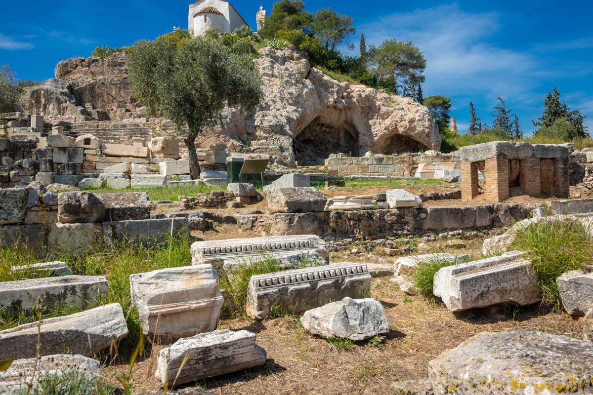 Il gusto degli dèi: un viaggio nel tempo in un ristorante dell'Antica Grecia