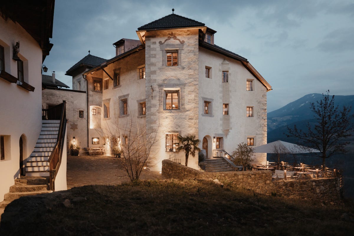 Lusso, storia e cucina gourmet in Alto Adige? Vai all'Ansitz Steinbock