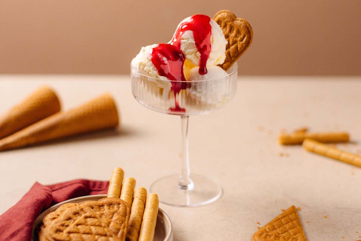 Estate golosa e consapevole: nuove tendenze tra dolci, gelati, smoothies e caffè