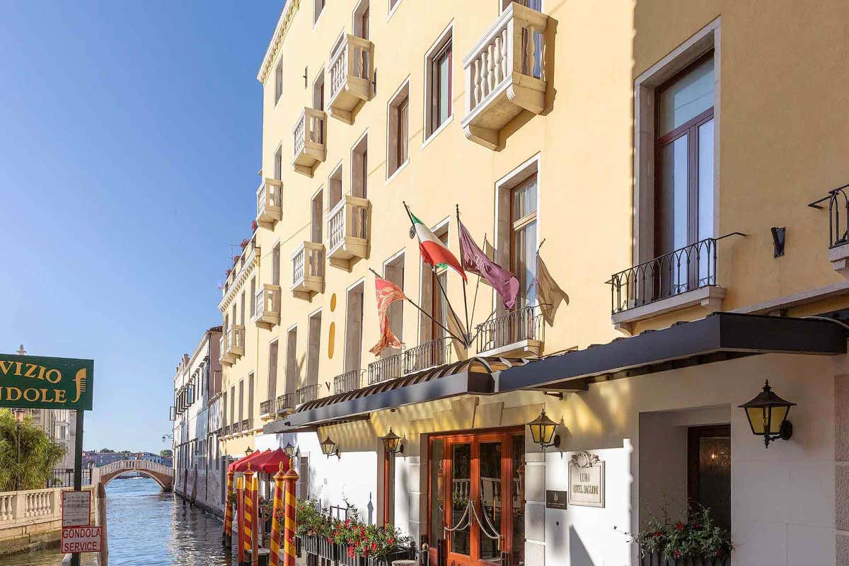A Venezia apre Santo Mare, il nuovo ristorante di pesce del Baglioni Hotel Luna A Venezia apre Santo Mare, il nuovo ristorante di pesce del Baglioni Hotel Luna