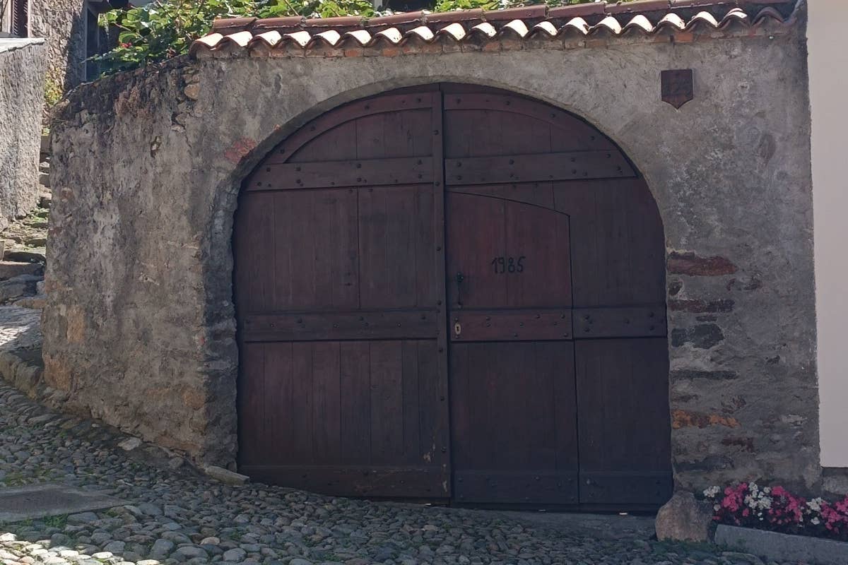 I Balmetti di Borgofranco d'Ivrea e la cantine naturali: un tesoro del Canavese