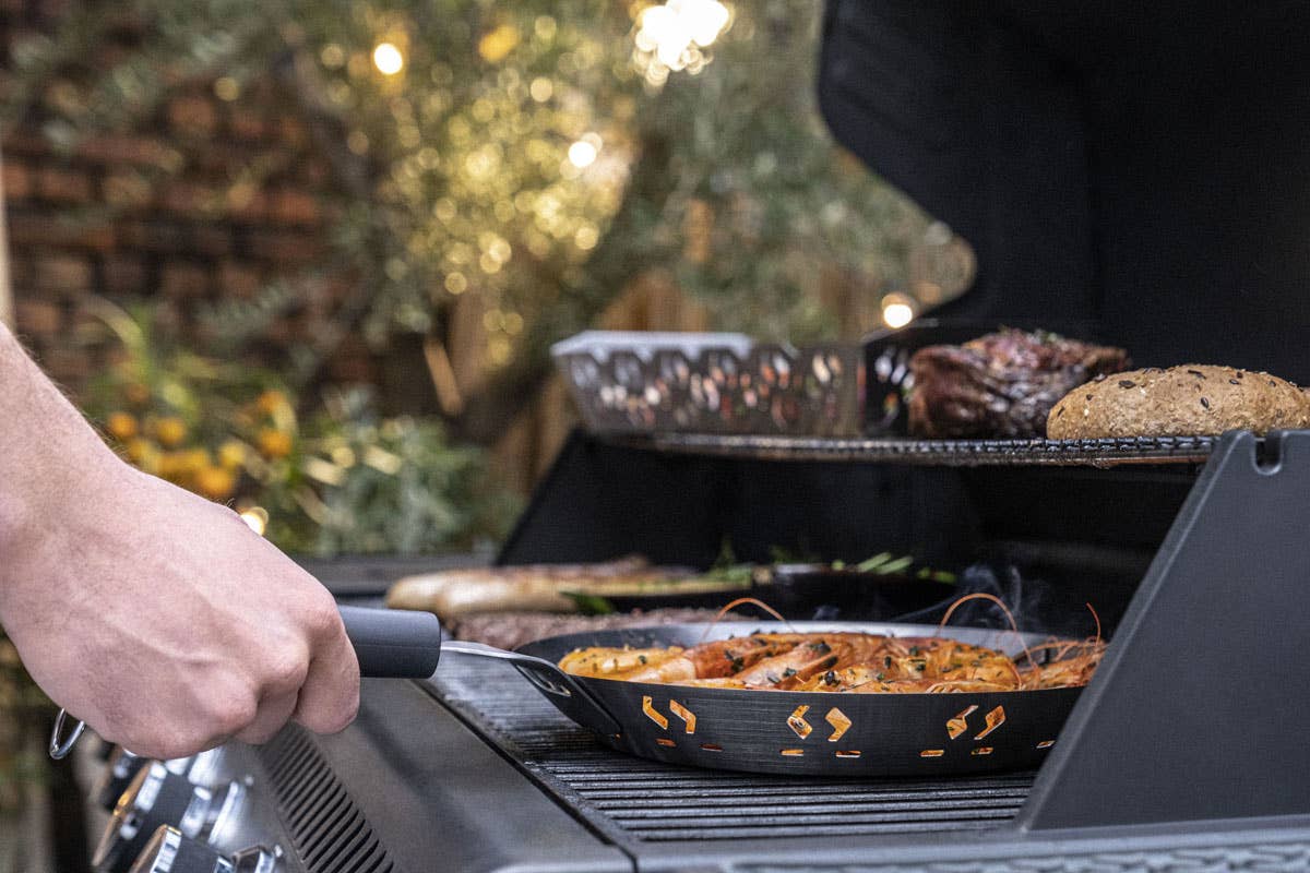 Un barbecue a regola d'arte con il set di utensili Zwilling