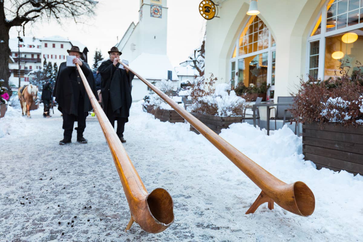 Suonatori in azione (foto Marco Corriero) Il Trenatale del Renon porta la magia delle Feste