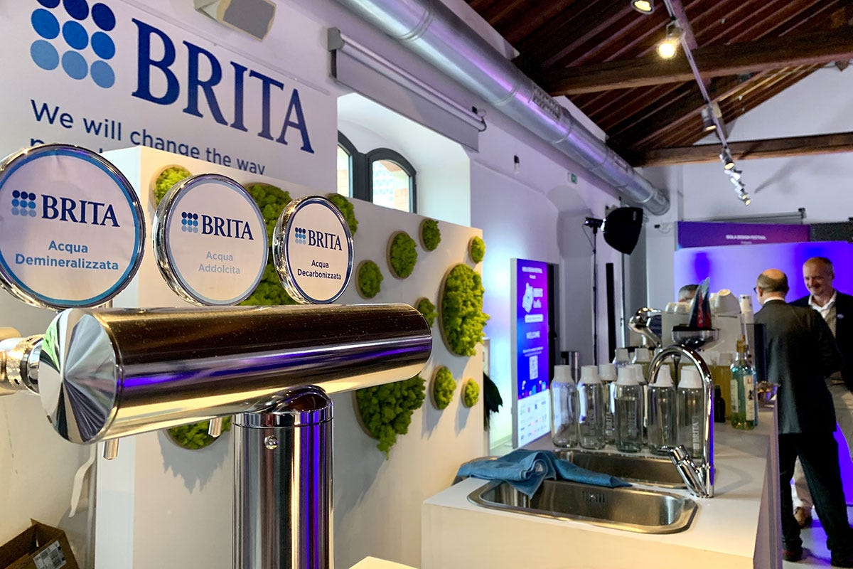 Brita, bere acqua in modo totalmente sostenibile - Italia a Tavola