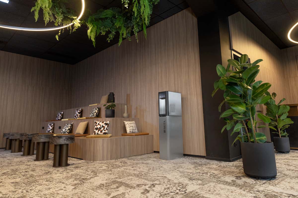 Perché scegliere i dispenser d'acqua per eliminare la plastica in hotel Perché scegliere i dispenser d'acqua per eliminare la plastica in hotel