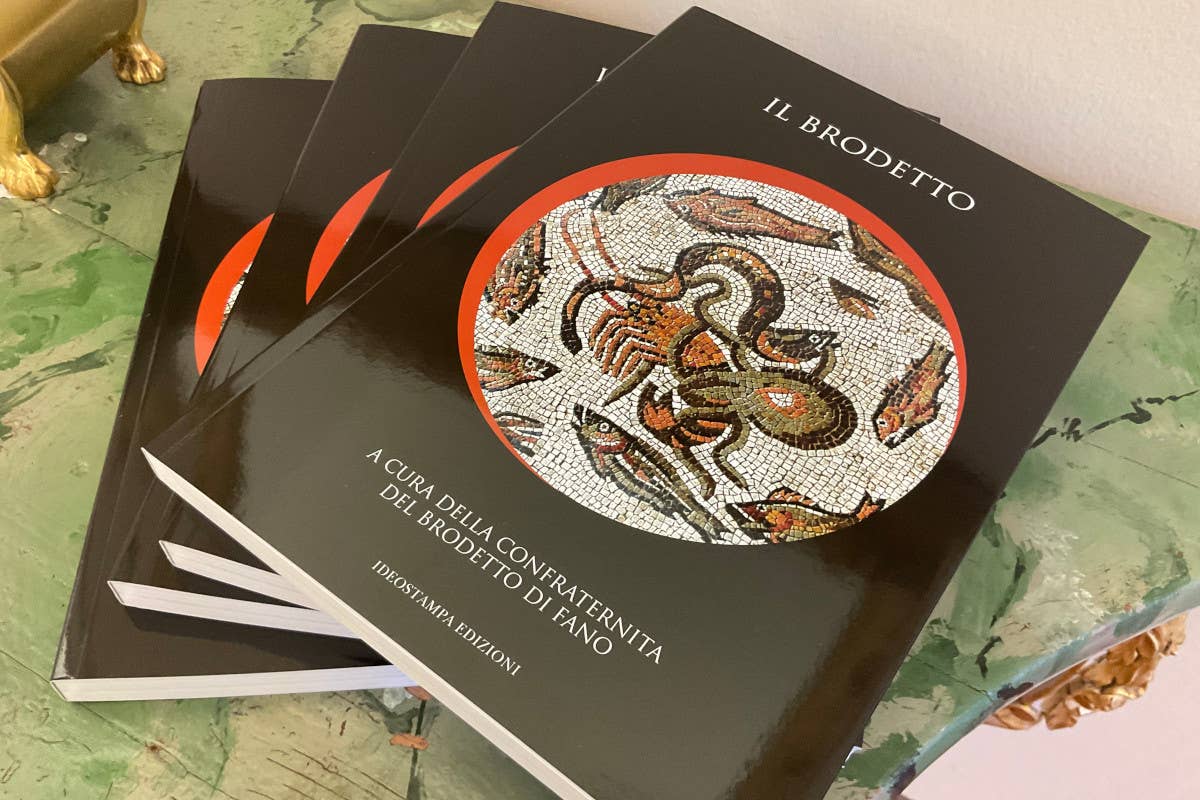 Presentato il primo libro della Confraternita del Brodetto di Fano