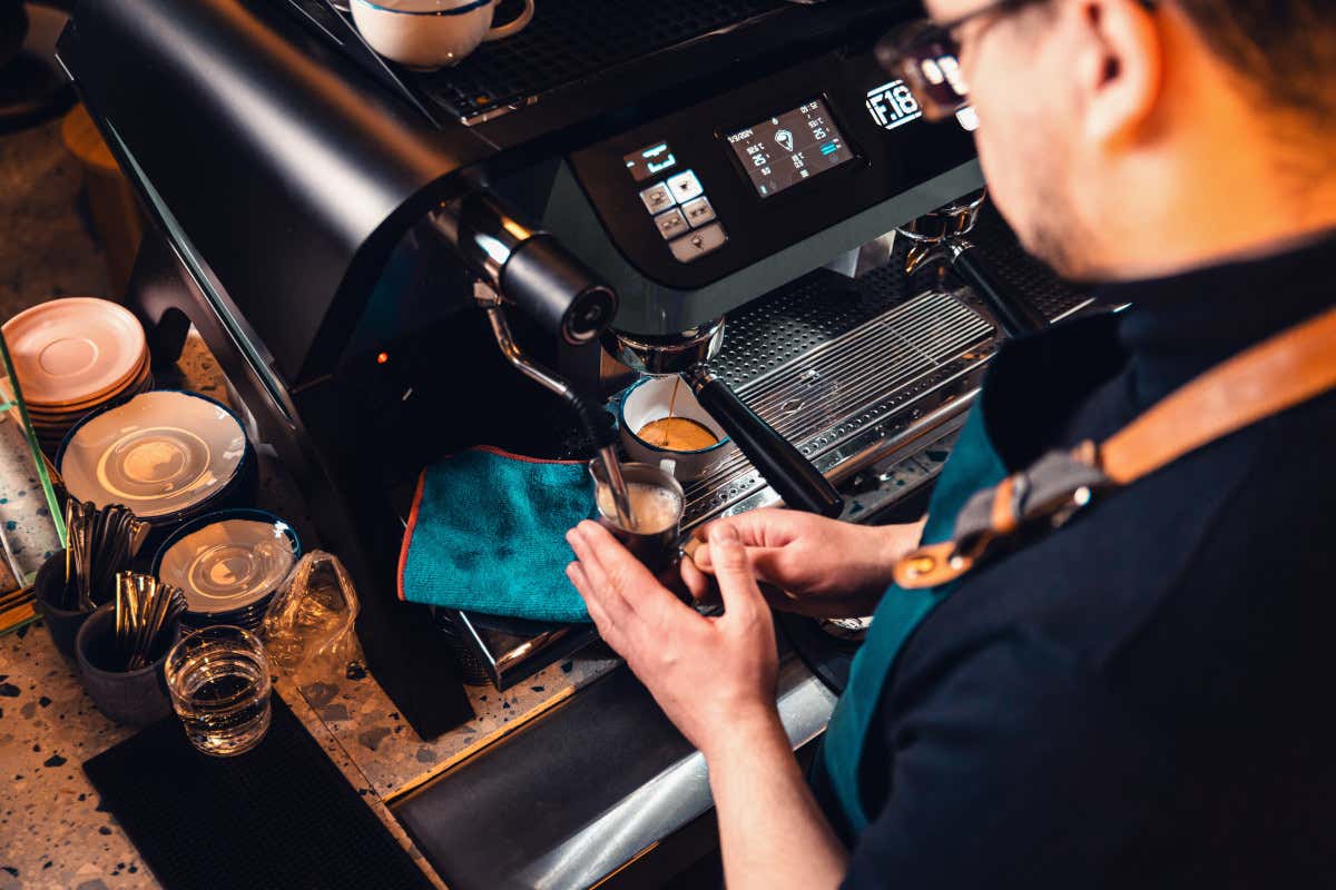 Fare il barista non è un lavoretto: è un mestiere che richiede cultura (e formazione)