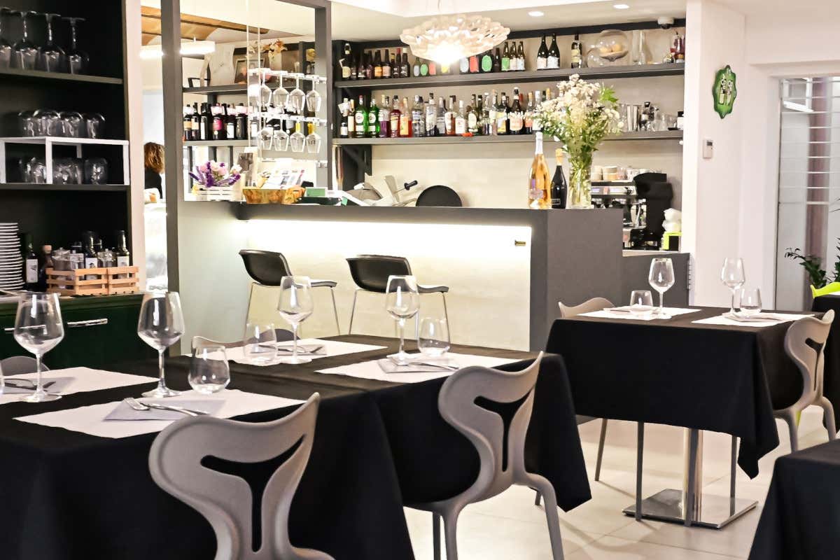 CalaLaPasta a Recanati: una bottega, un ristorante, un racconto di famiglia CalaLaPasta a Recanati: una bottega, un ristorante, un racconto di famiglia