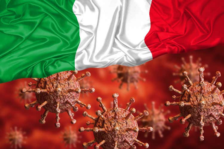 Toscana e Campania sono diventate zone rosse - Toscana e Campania zone rosse, diventano nove le regioni arancioni Toscana e Campania sono diventate zone rosse - Toscana e Campania zone rosse, diventano nove le regioni arancioni